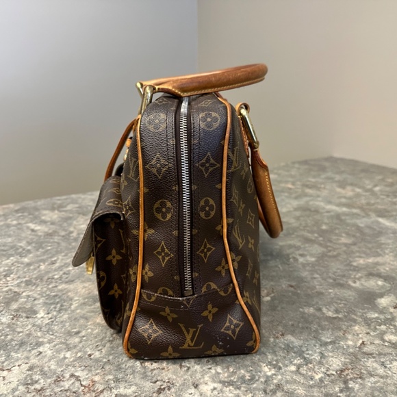 Louis Vuitton Manhattan PM - Picture 3 of 7